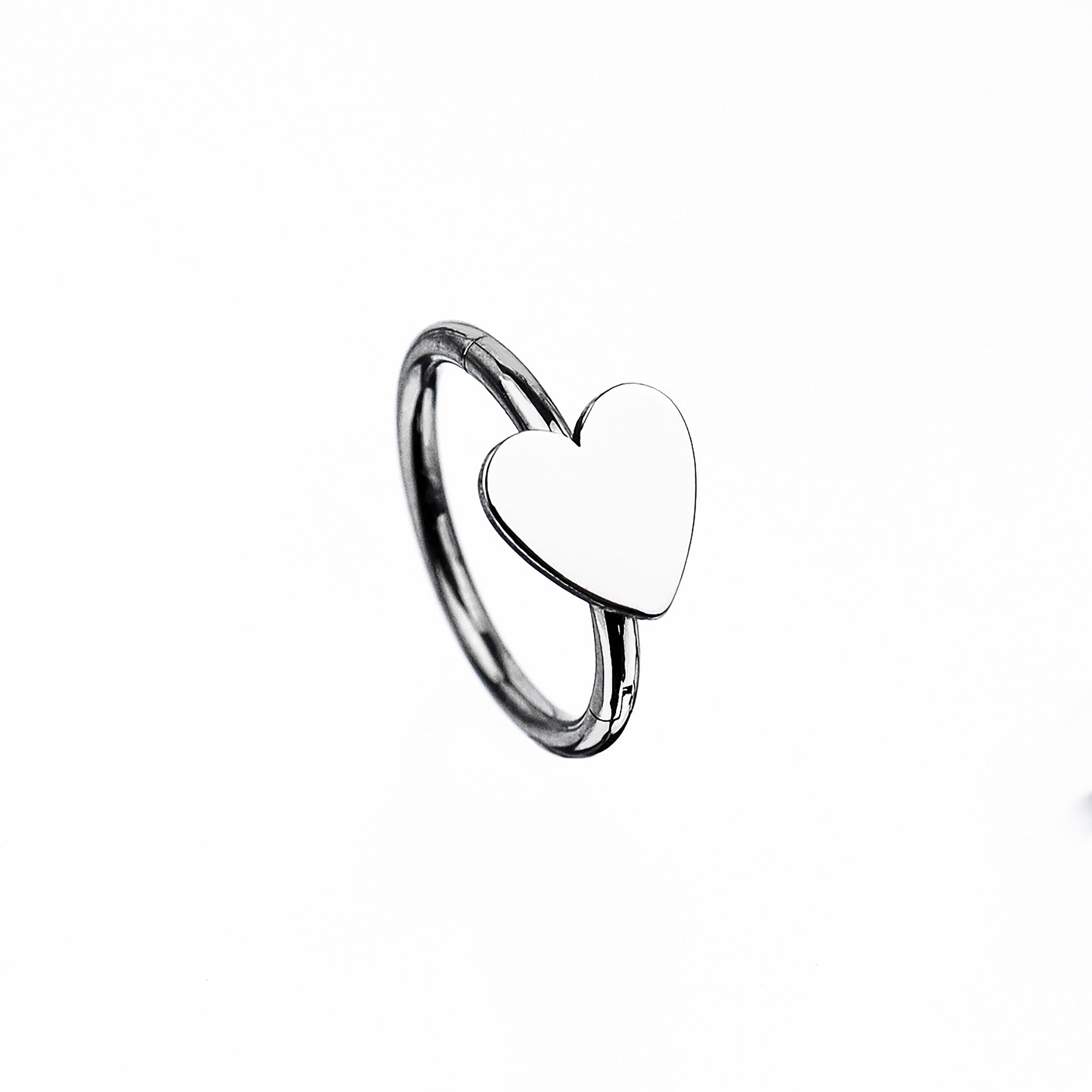 16G Titanium Heart Clicker Ring