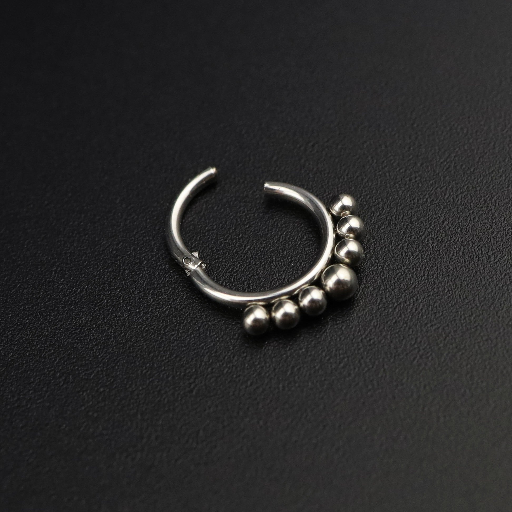 16G Small ball stainless steel Serpent Ring