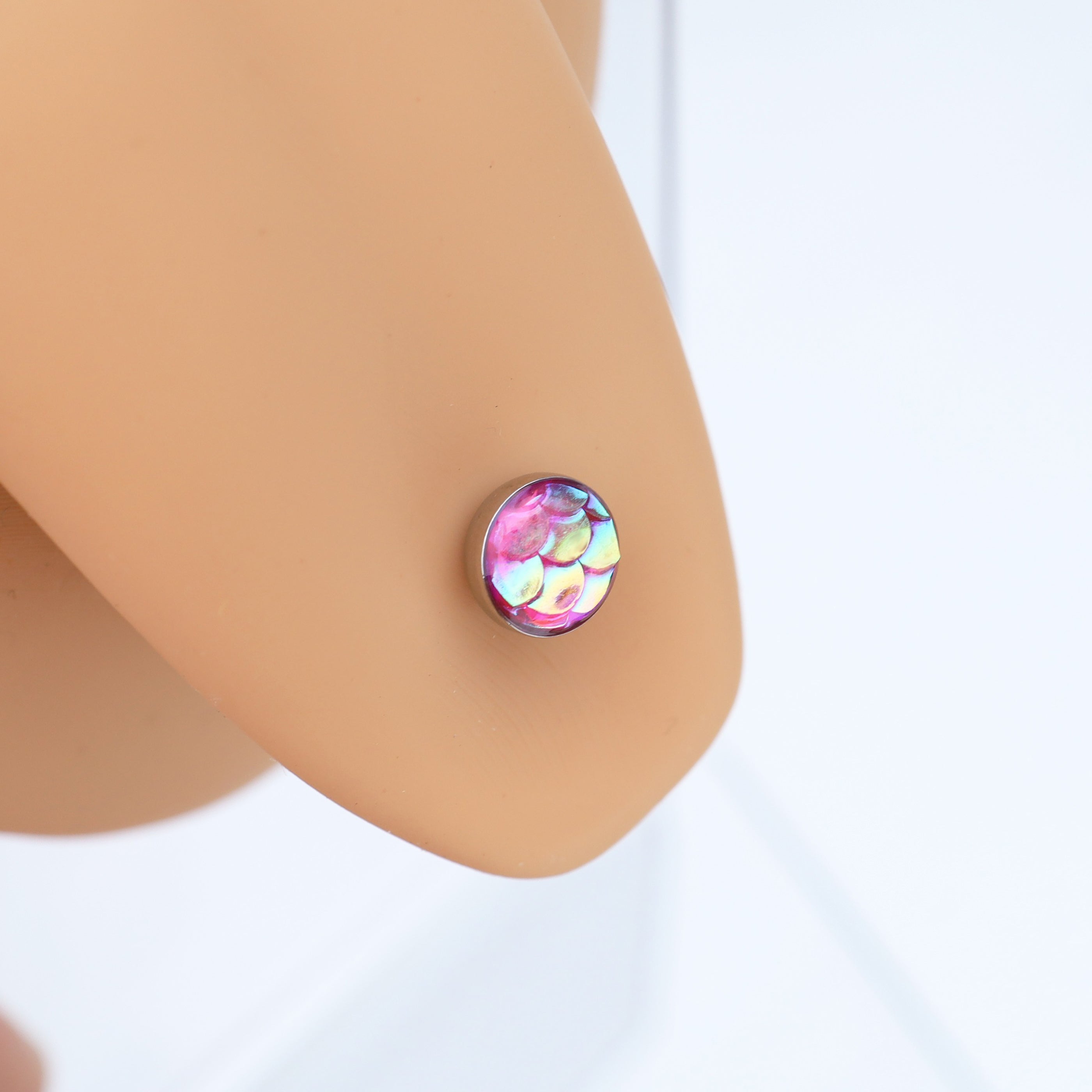 Fish Scale Resin Oil Slick stainless steel tongue stud