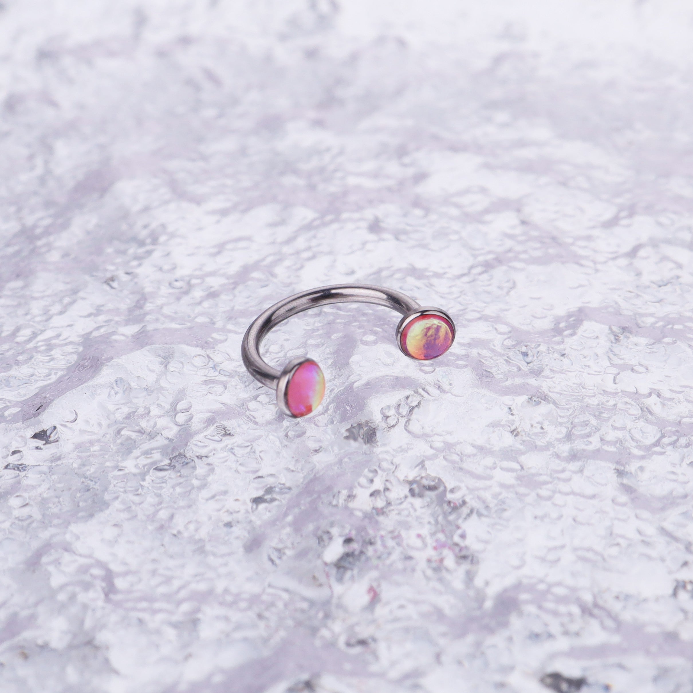 Dreamy Oil Resin Horseshoe Ring
