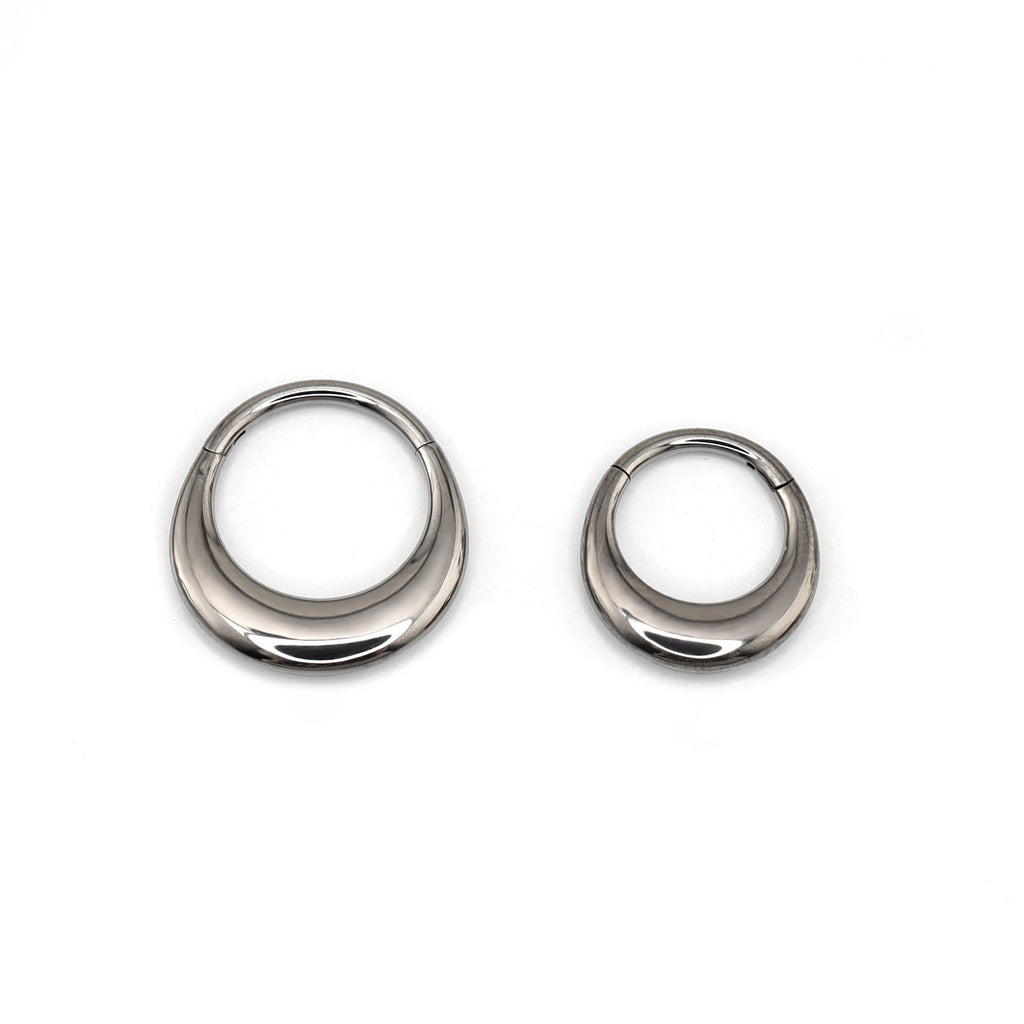 16G Crescent Arc Titanium Clicker