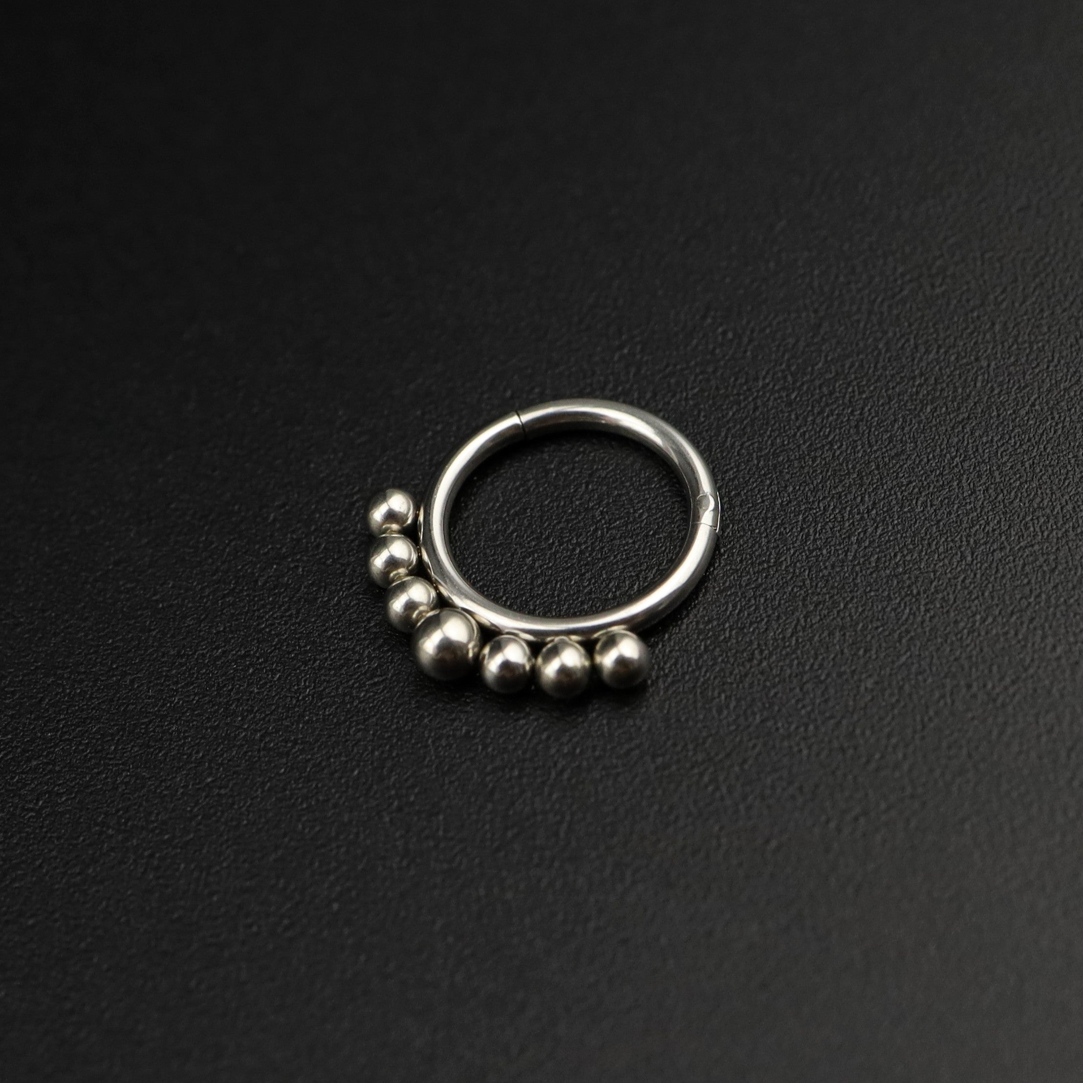 16G Small ball stainless steel Serpent Ring