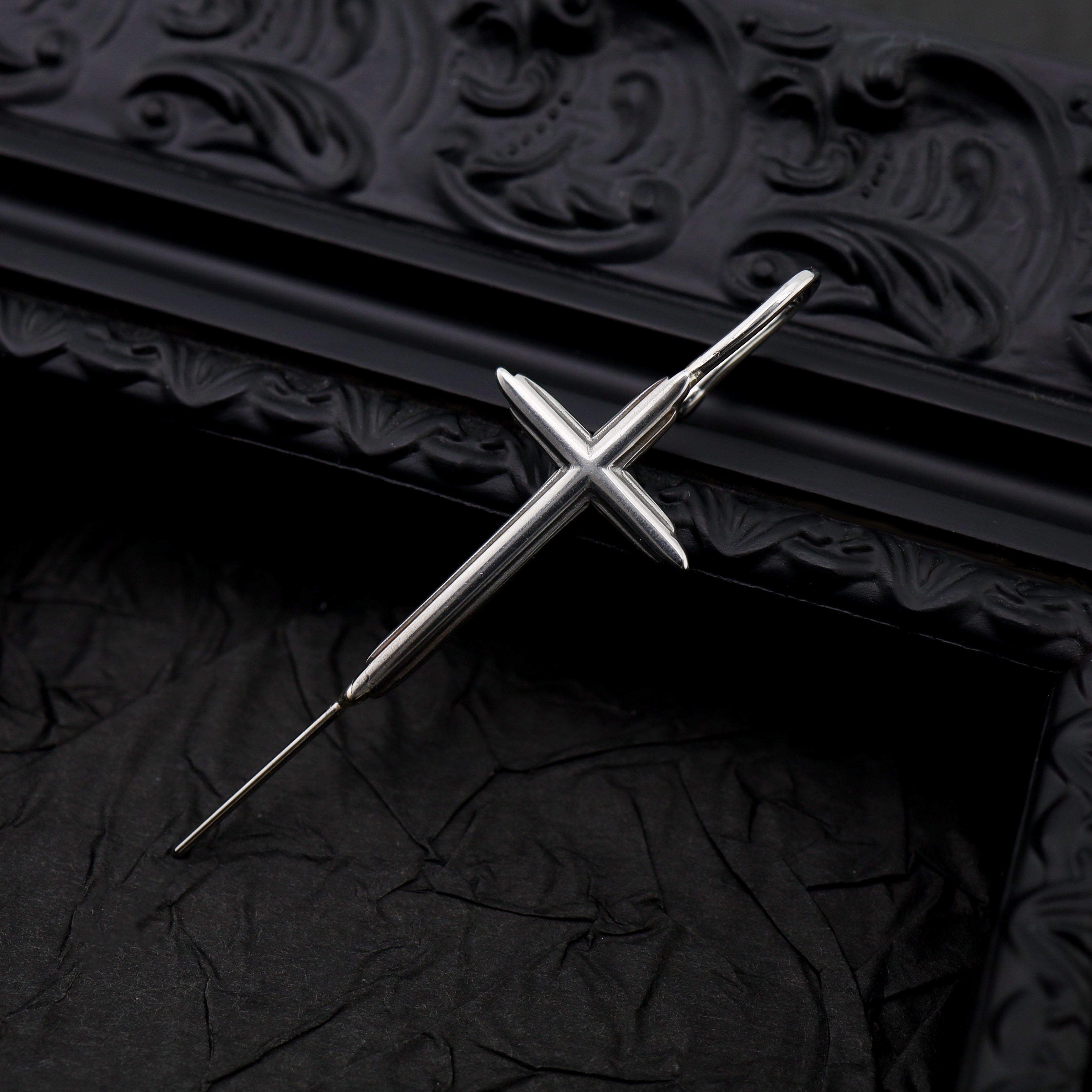 Single Ear Cross tainless steel Ear Climber