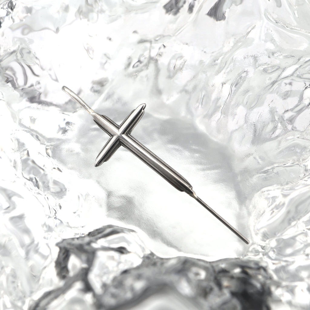 Single Ear Cross tainless steel Ear Climber