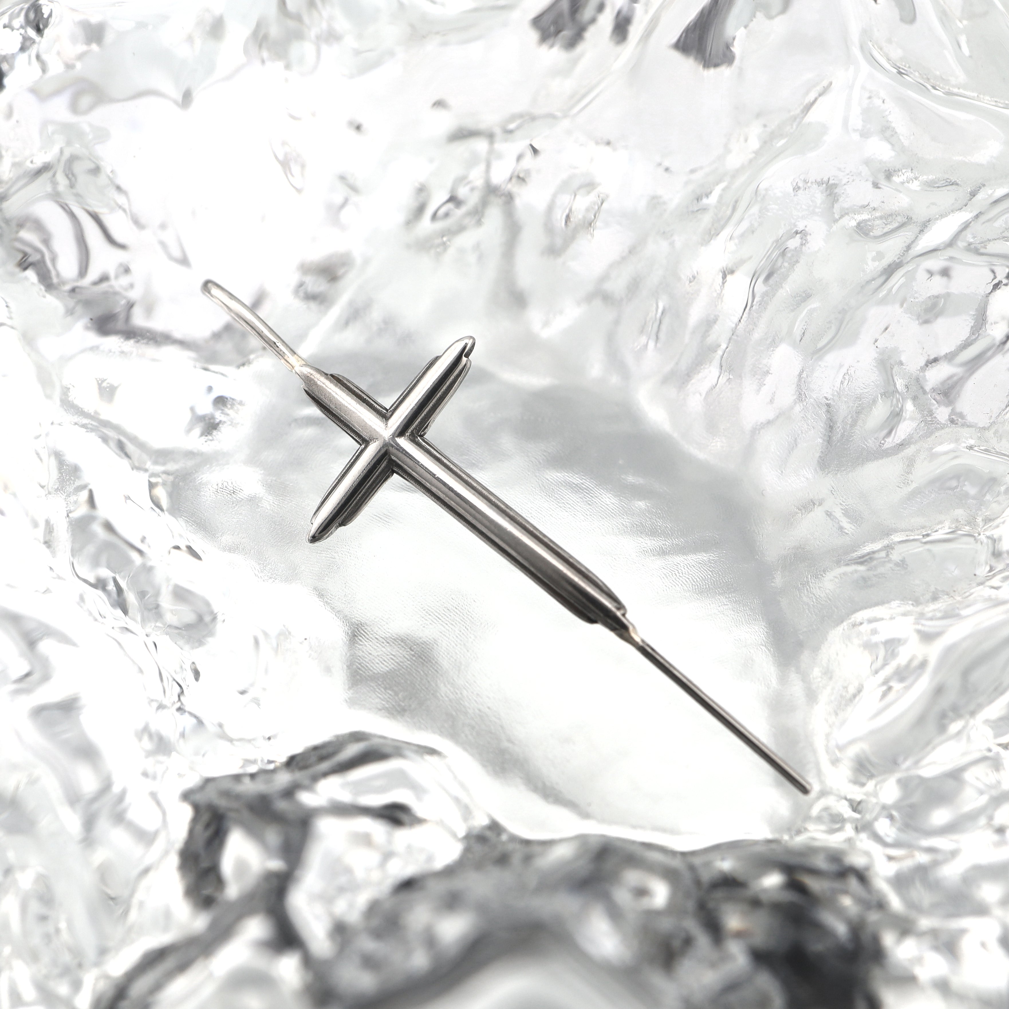 Single Ear Cross tainless steel Ear Climber