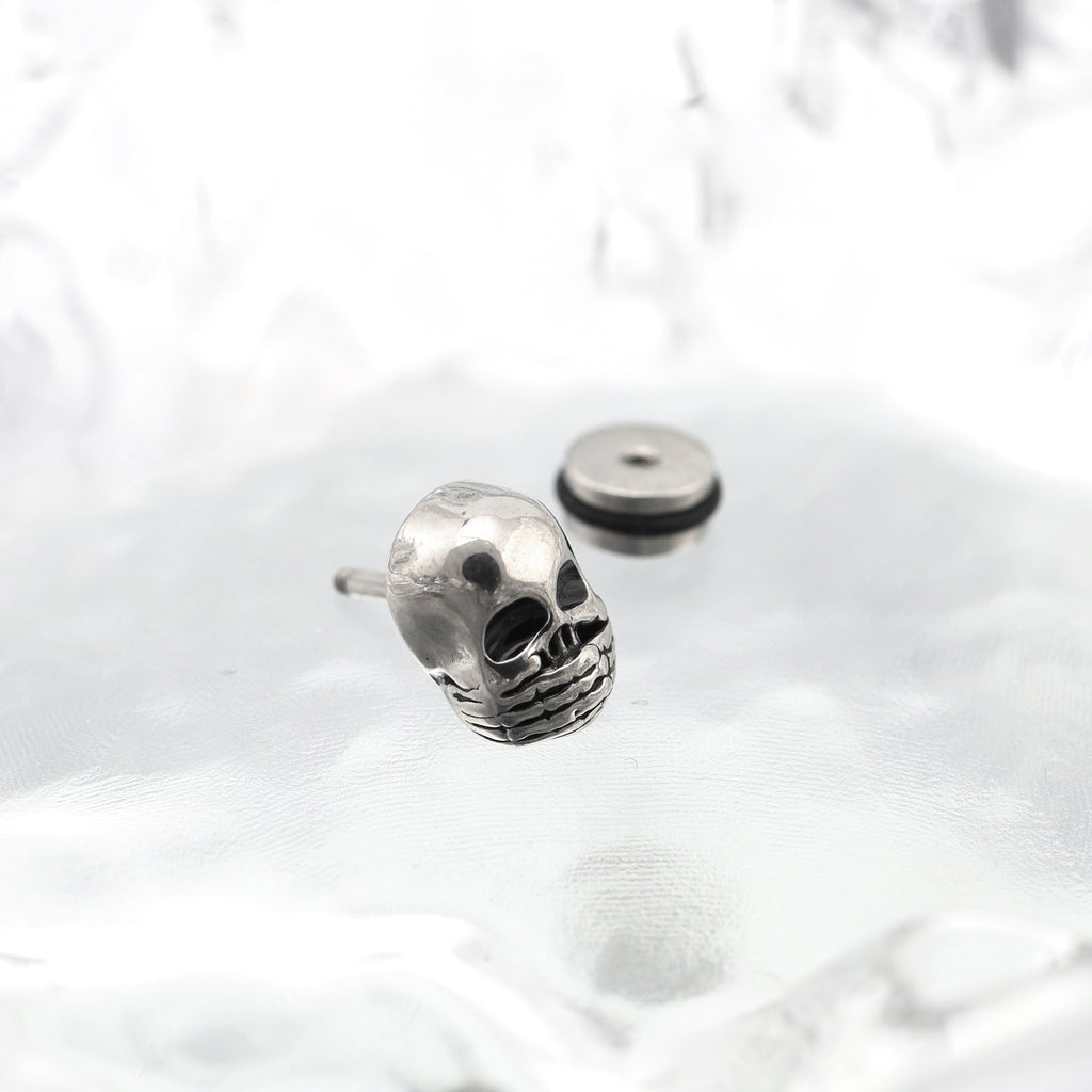 "Shut Up" Skull Stainless steel Ear Studs