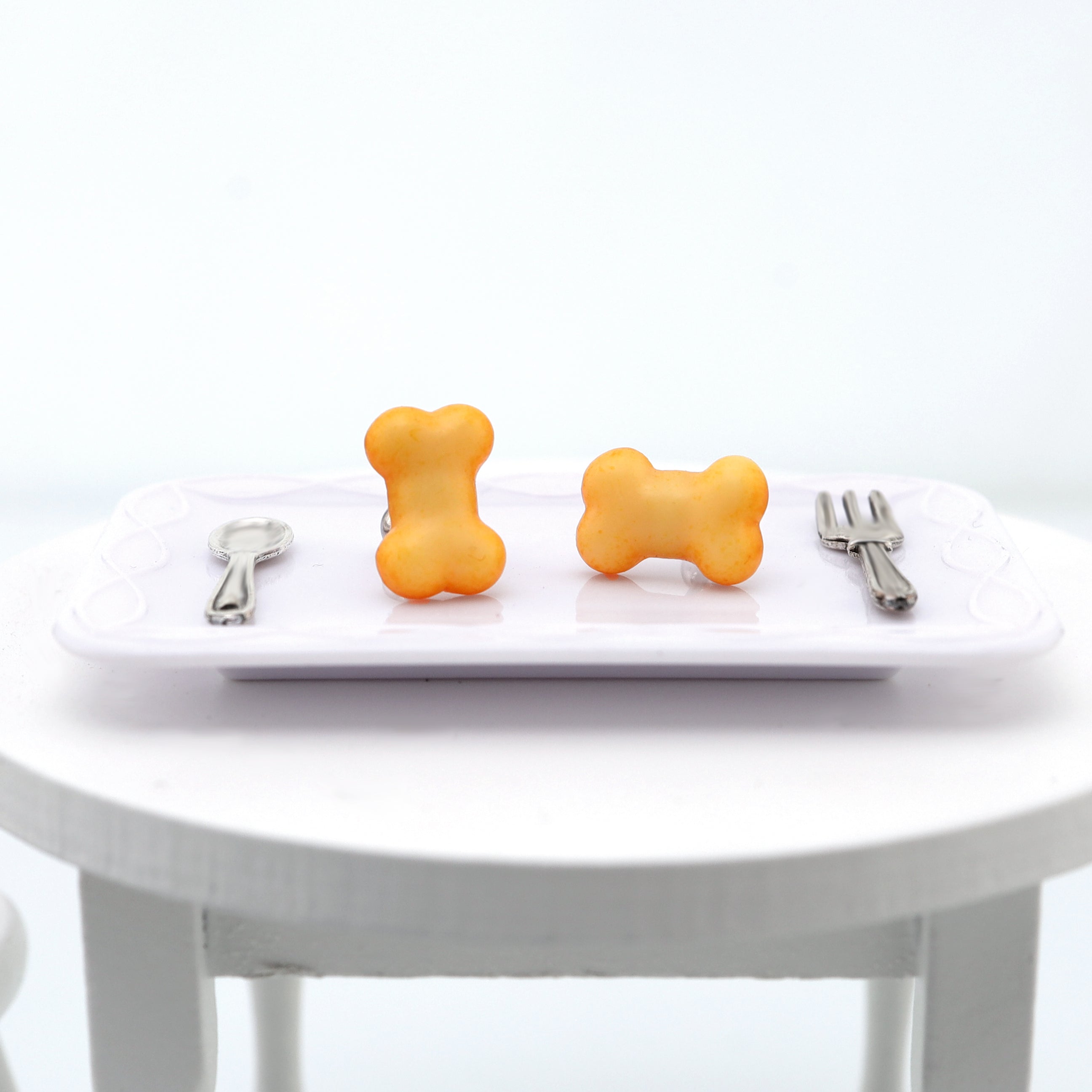 Star Baker - Resin Puppy's Bone Bread Stainless Steel Ear Studs