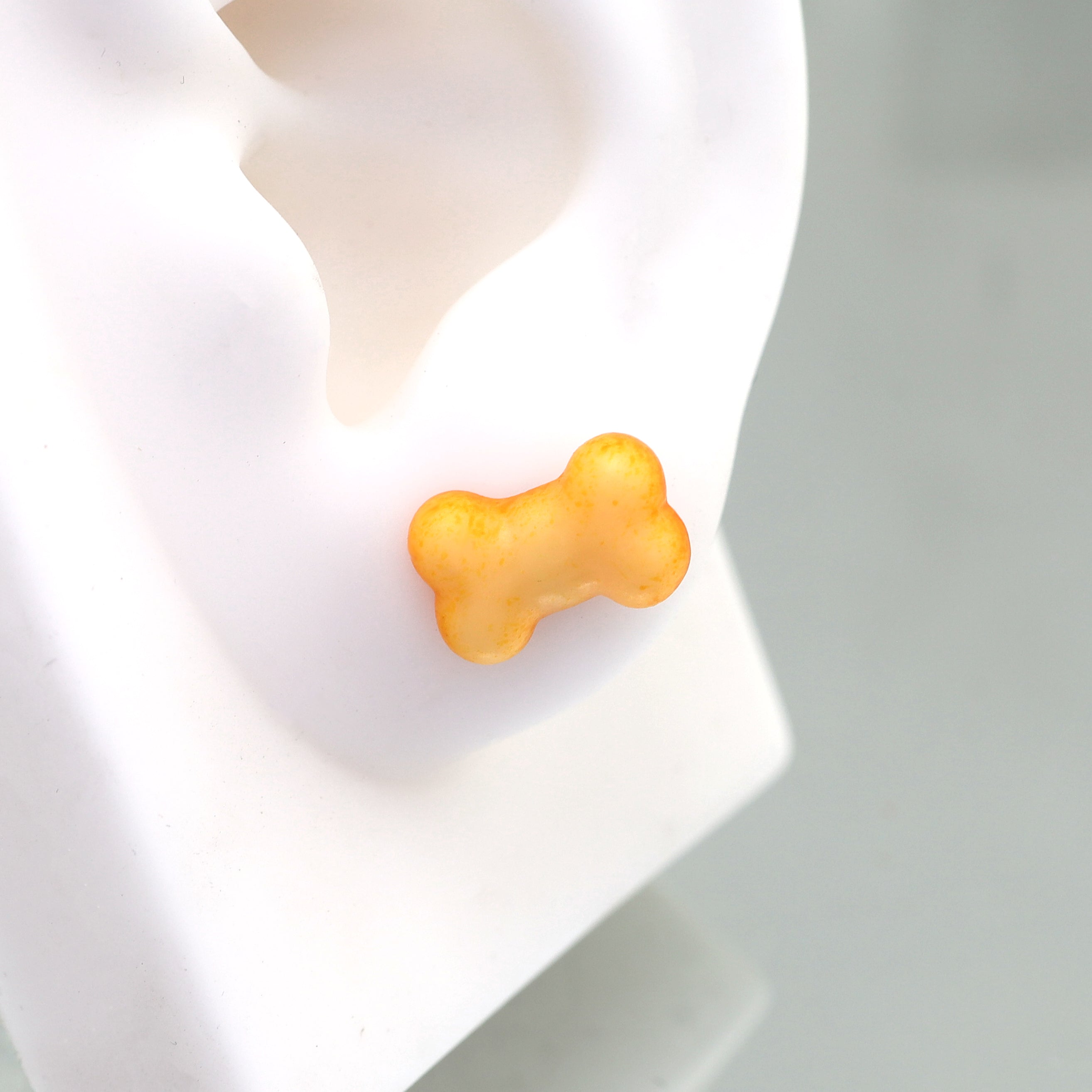 Star Baker - Resin Puppy's Bone Bread Stainless Steel Ear Studs
