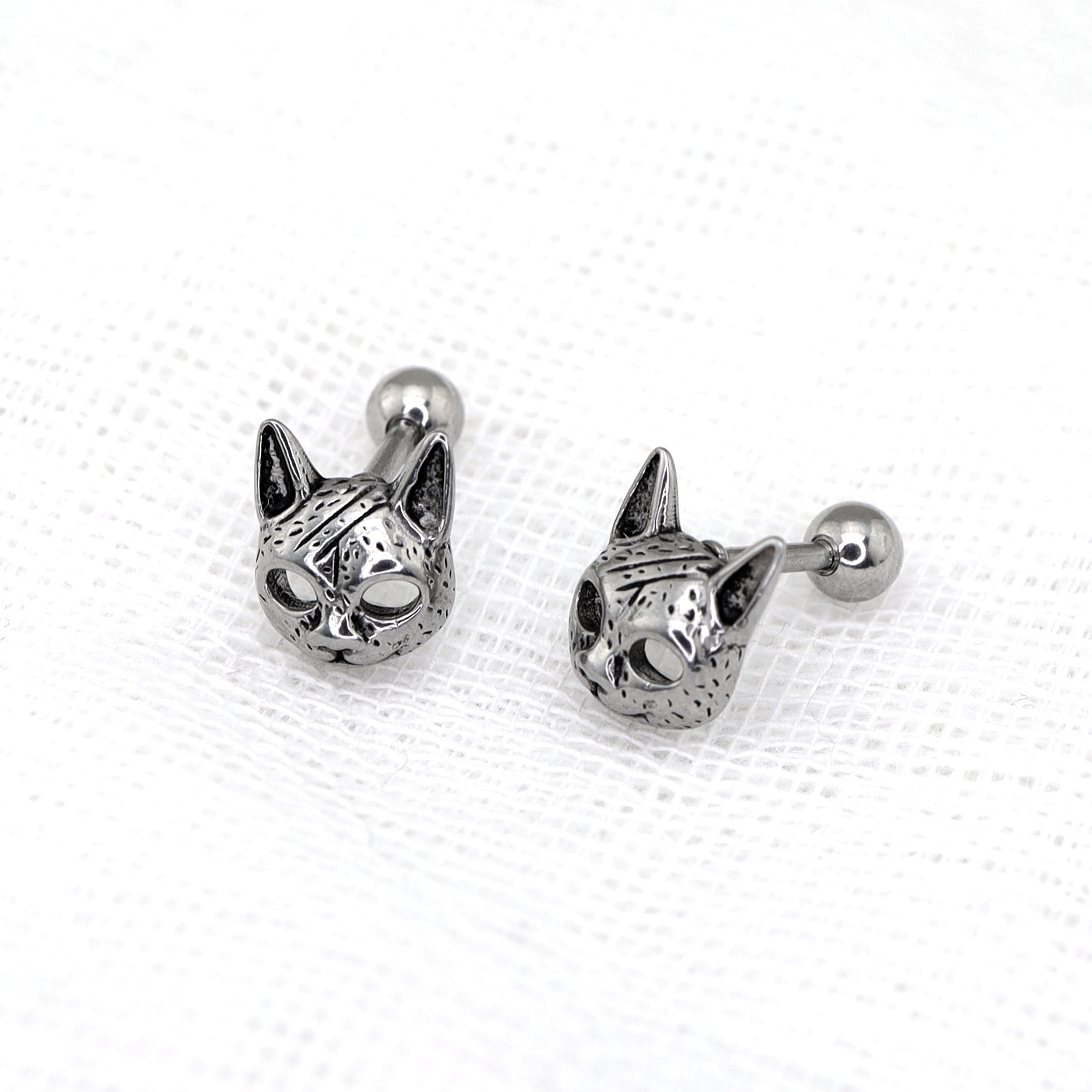 Vintage Openwork Cat Head stainless steel Ear Studs