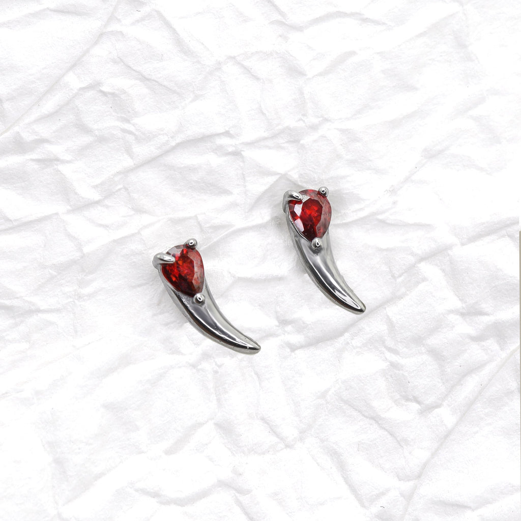 Heart Red CZ Dragon Fang stainless steel Ear Studs