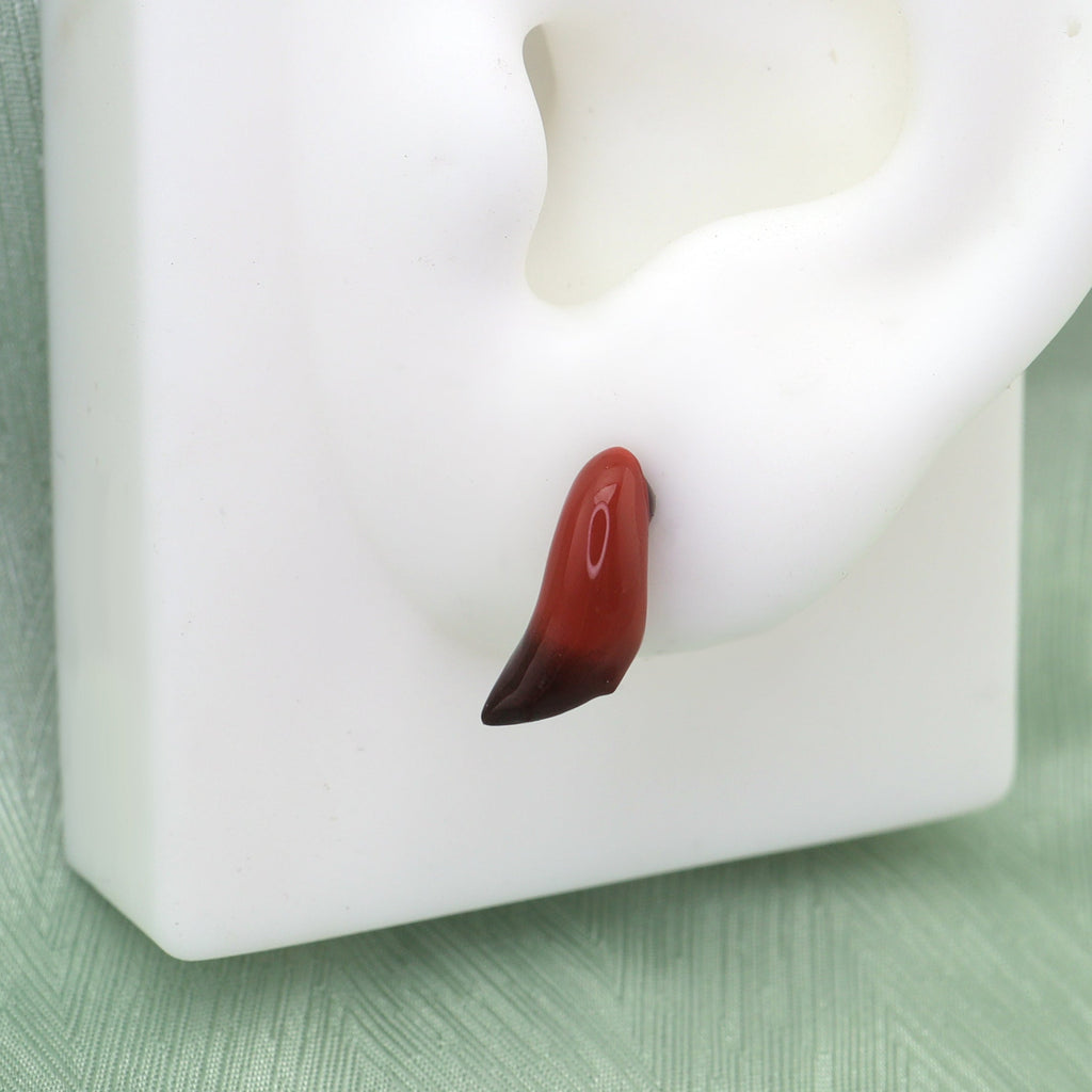 Wolf & Fox Tail Flat Back Titanium Stud