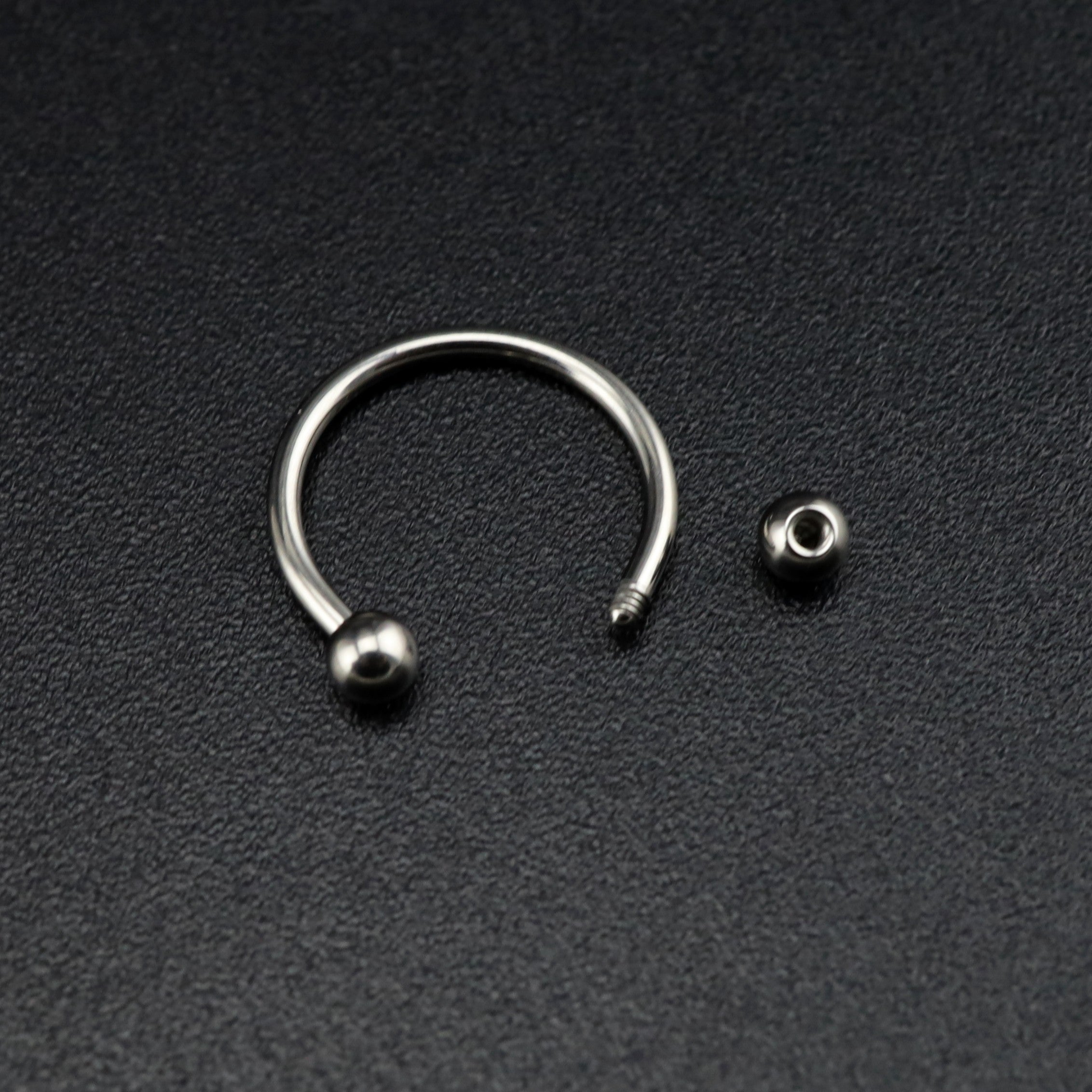 Classic Externally Threaded Titanium Horseshoe ring