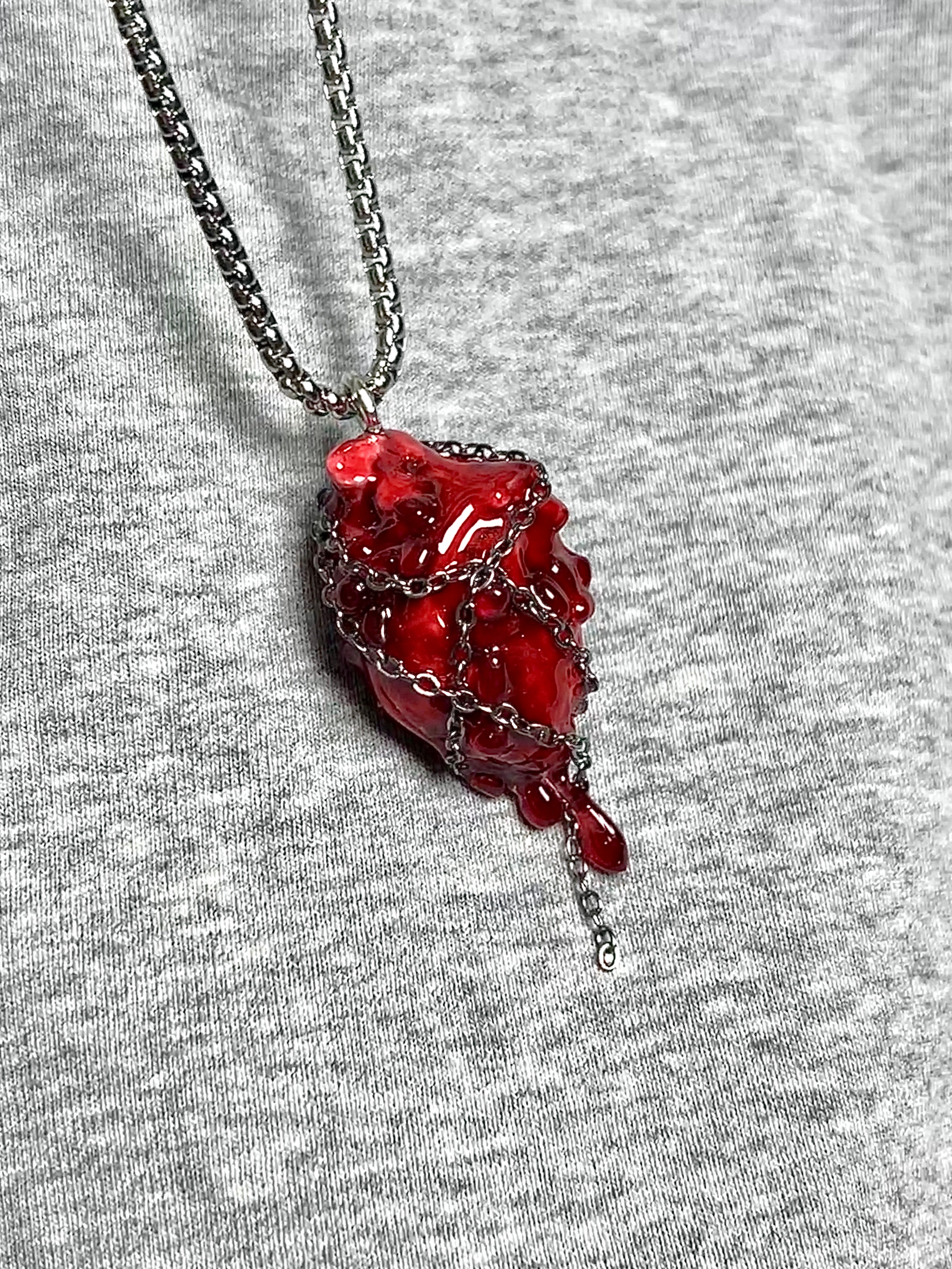 Cthulhu Eye - Beating Dark Heart Necklaces - Cthulhu Eye - Beating Dark Heart Necklaces - Chain Throb by CRUXJEWELRY