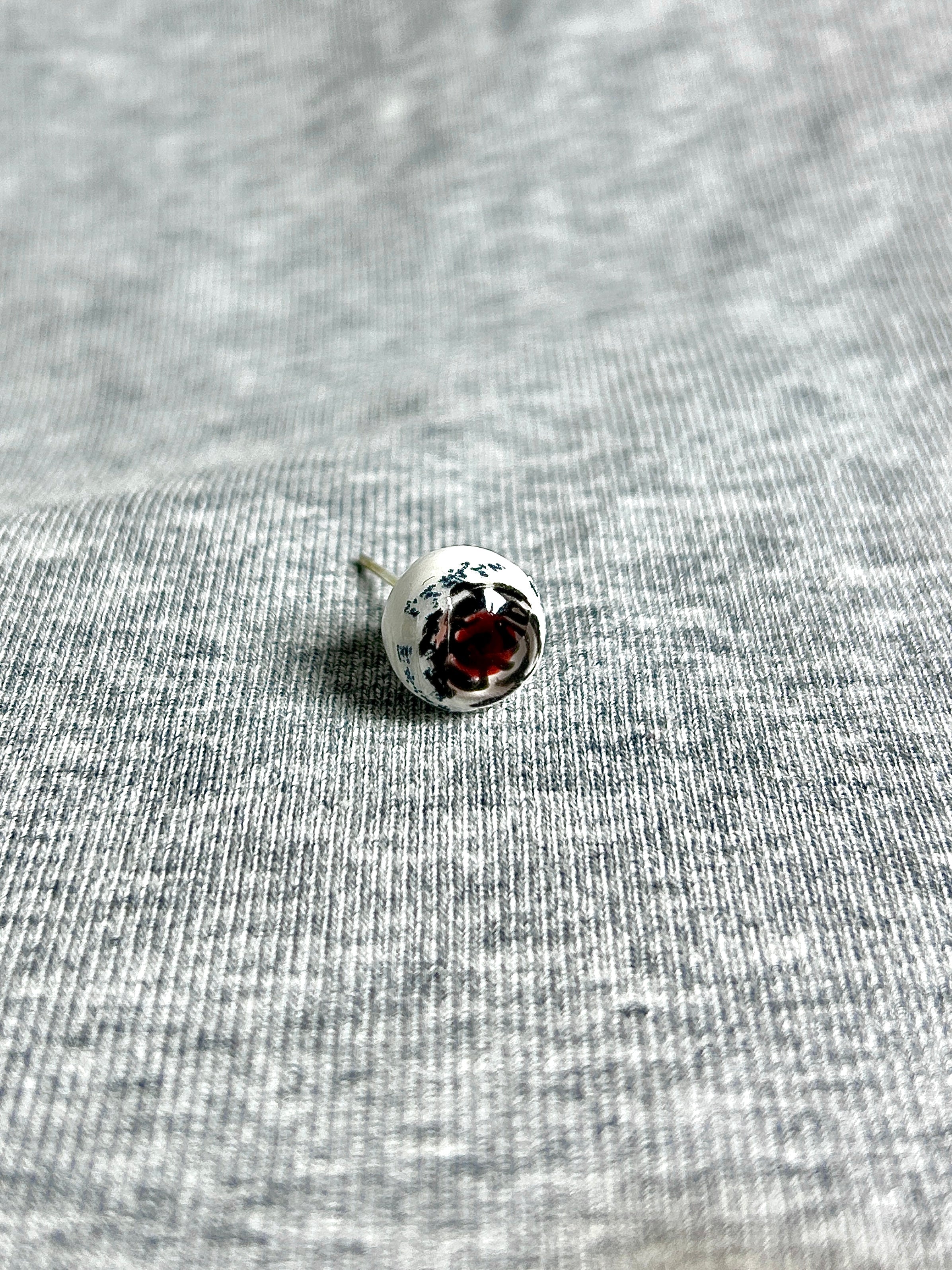 Cthulhu Eye - Mystic Glyph Series | Ear/Lip/Tongue Studs - Cthulhu Eye - Mystic Glyph Series | Ear/Lip/Tongue Studs - Aegis / Flat-Back（Default） / 4mm by CRUXJEWELRY