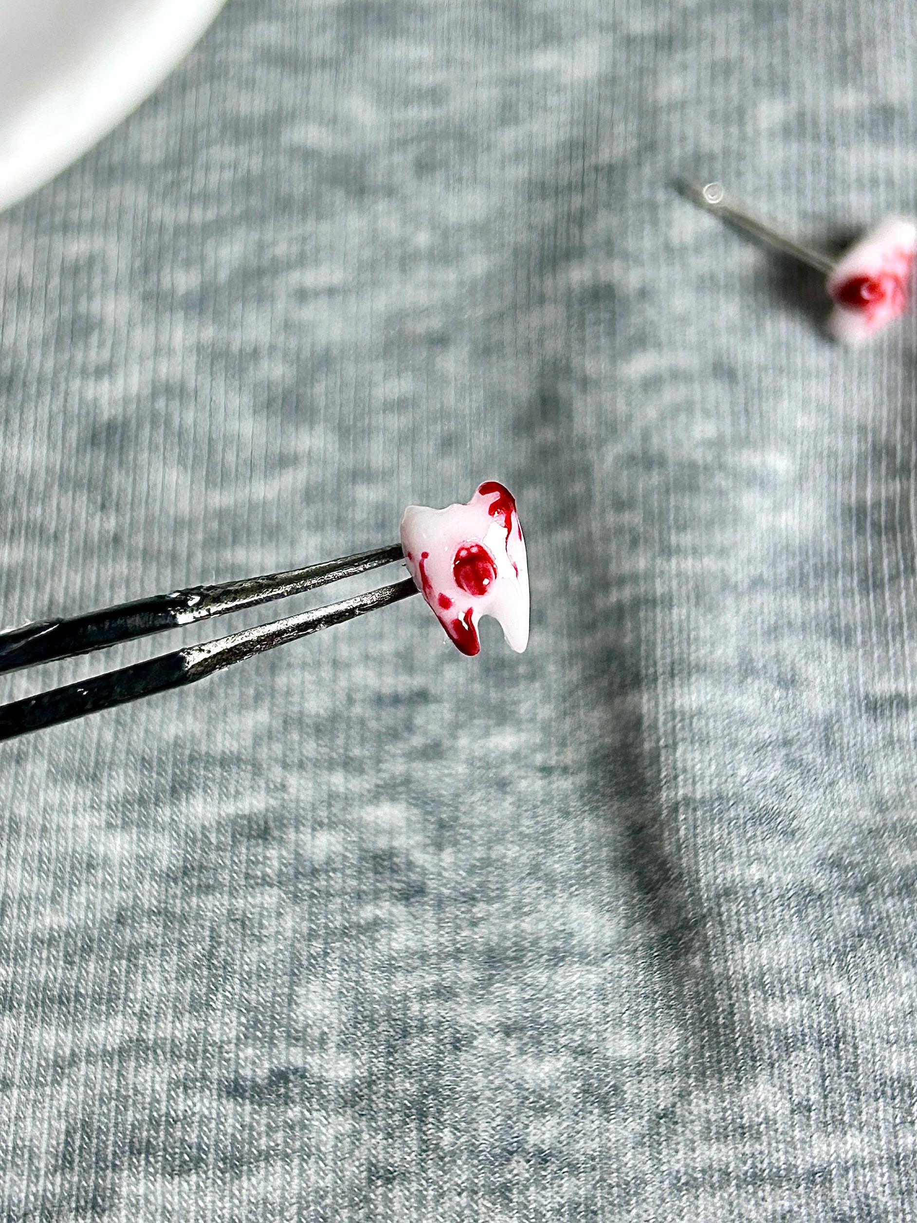 Cthulhu Eye - Pair of Grim Tooth | Ear/Lip/Tongue Studs - Cthulhu Eye - Pair of Grim Tooth | Ear/Lip/Tongue Studs - Flat-Back（Default） / 4mm by CRUXJEWELRY