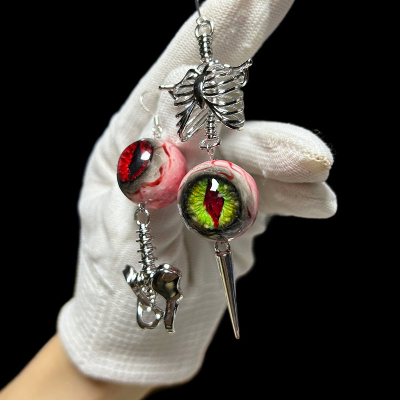 Cthulhu Eye - Grim Eye Skull Earrings - Cthulhu Eye - Grim Eye Skull Earrings - Red Eye Skull by CRUXJEWELRY
