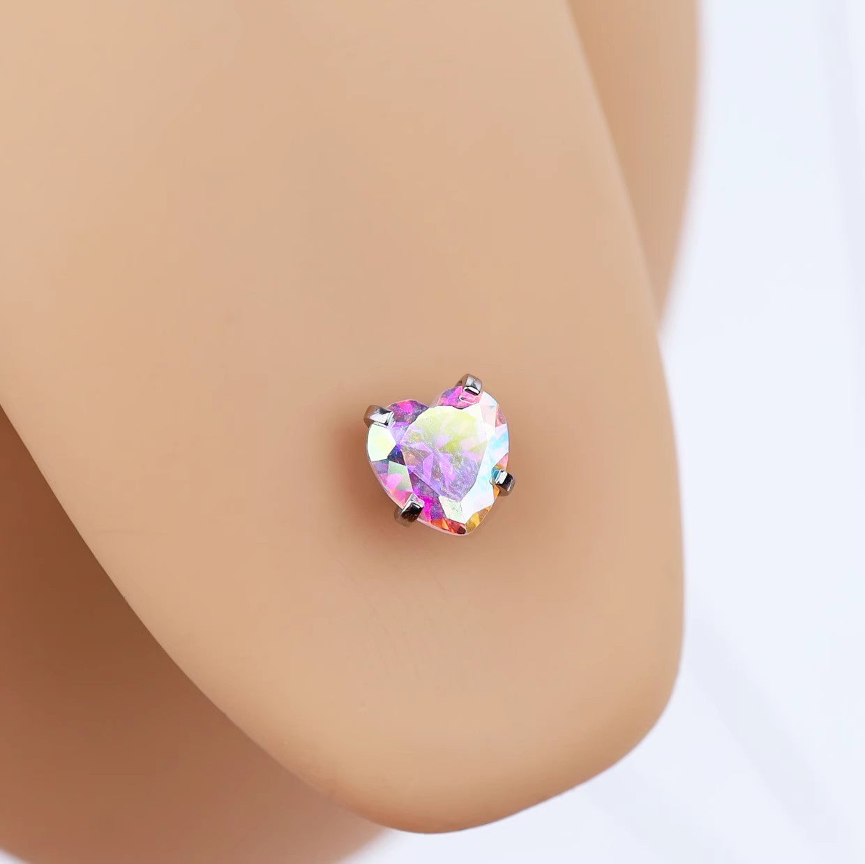 Heart-shaped CZ tongue stud