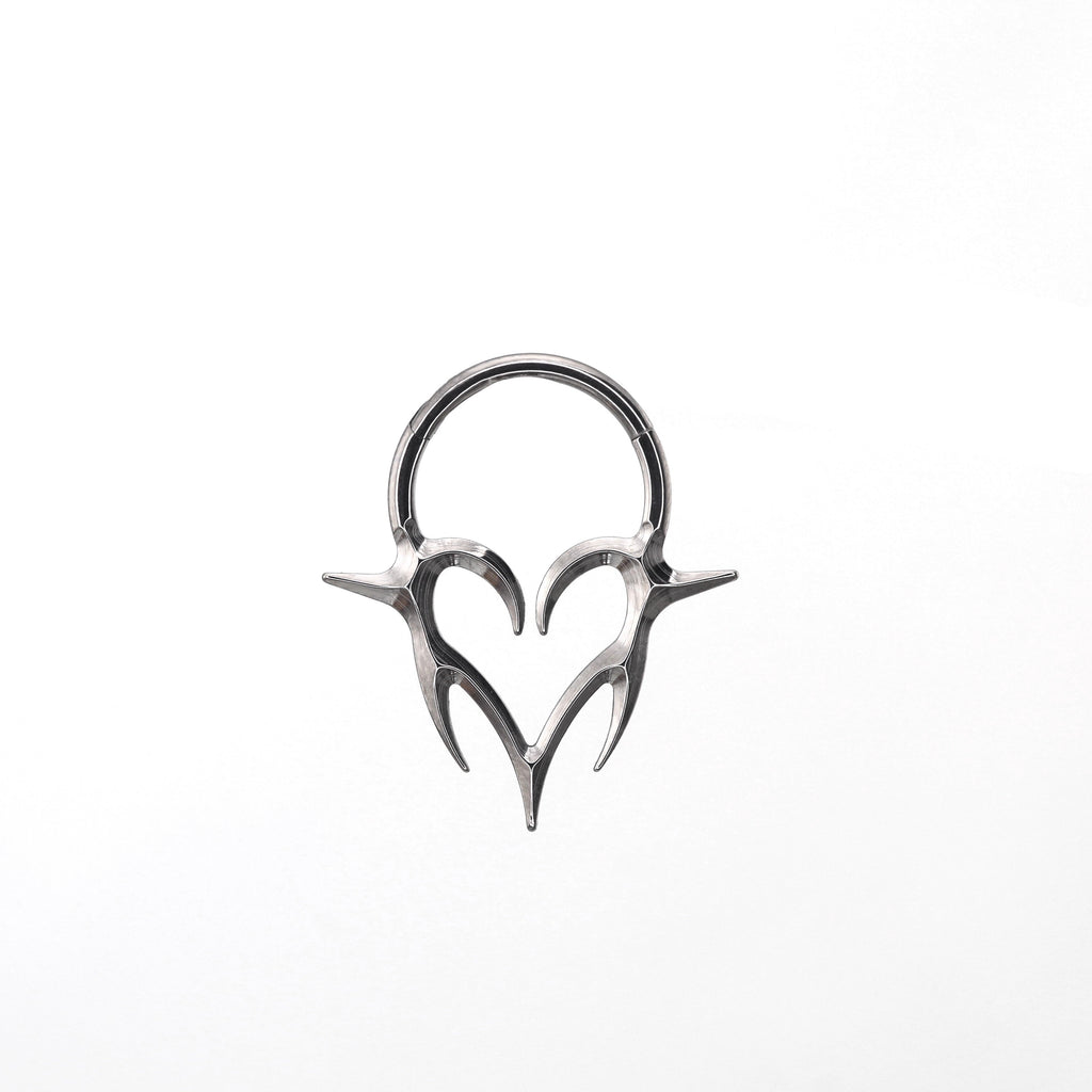 Heart-shaped Flame Segment Hoop