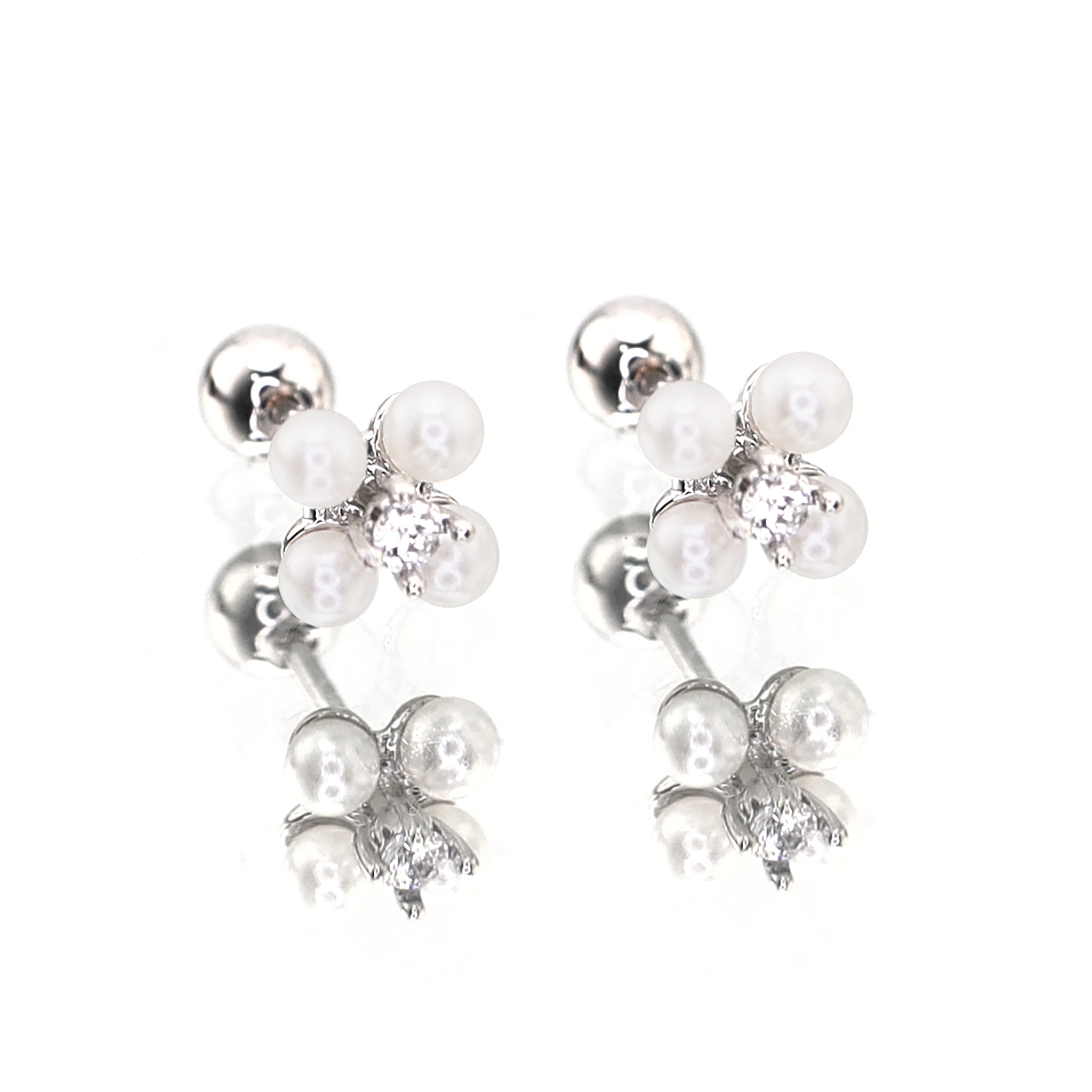 Pearl & Clover stainless steel Ear Studs
