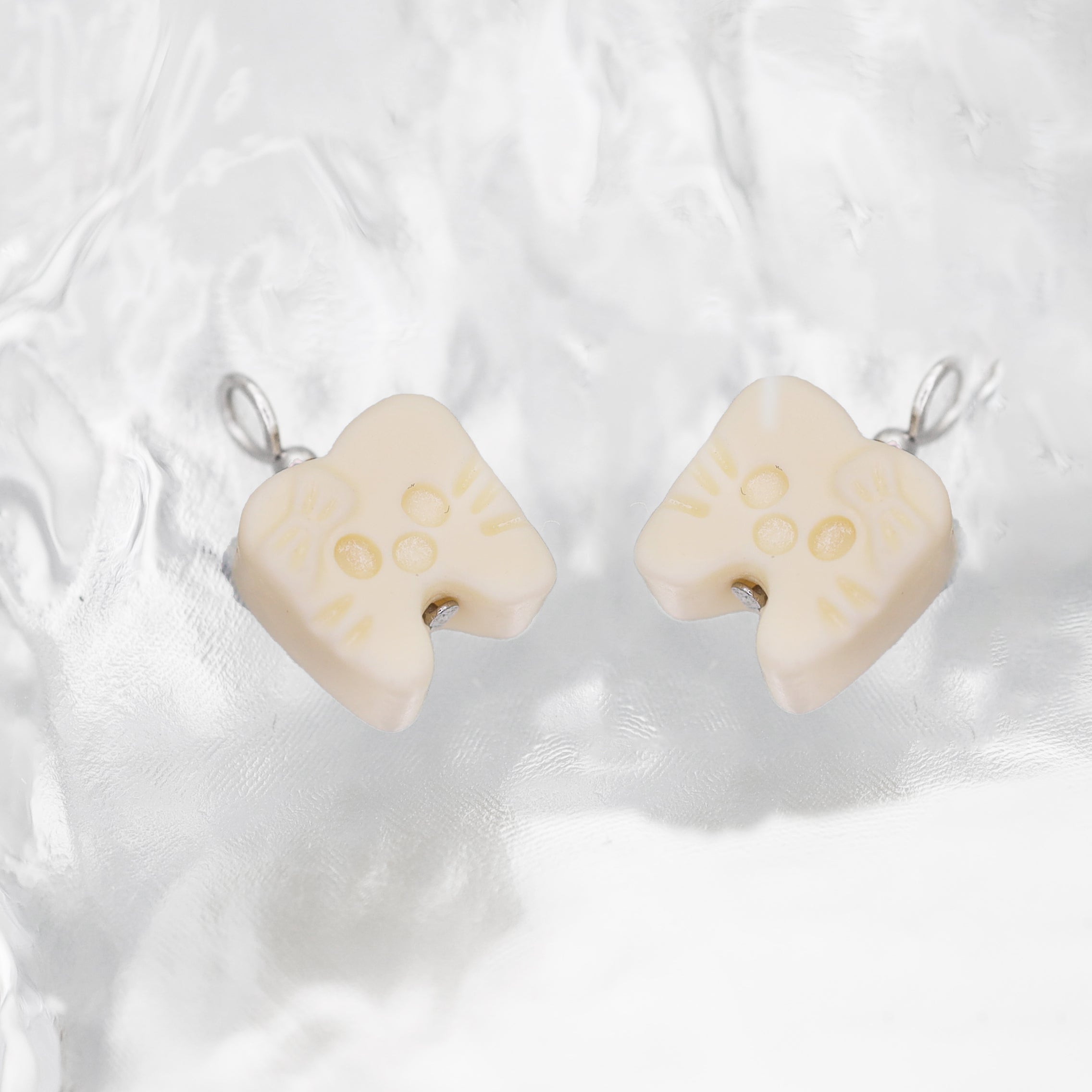 PAIR OF Kitty Fang Pendant stainless steel Earrings