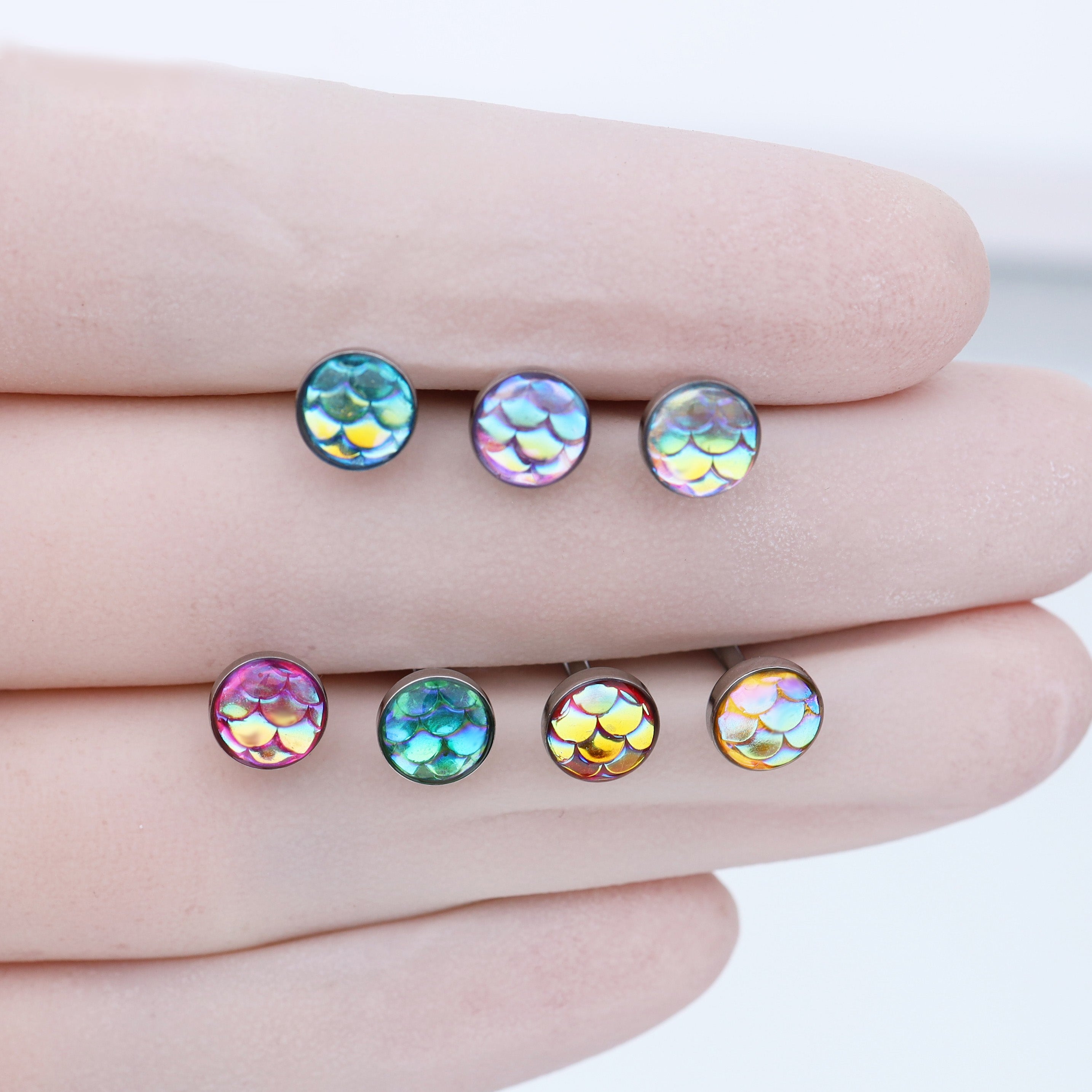 Fish Scale Resin Oil Slick stainless steel tongue stud